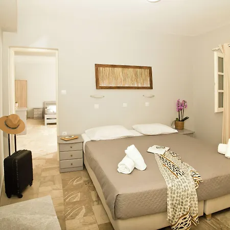 Aparthotel Ambiance 3*
